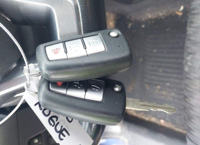 Photo 11 of 2020 Nissan Rogue S FWD (VIN JN8AT2MT4LW001072)