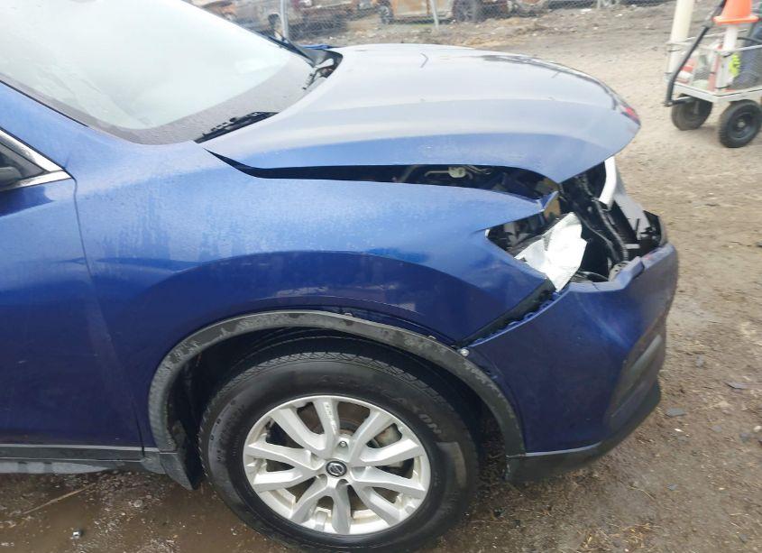 Photo 17 of 2020 Nissan Rogue S FWD (VIN JN8AT2MT4LW001072)