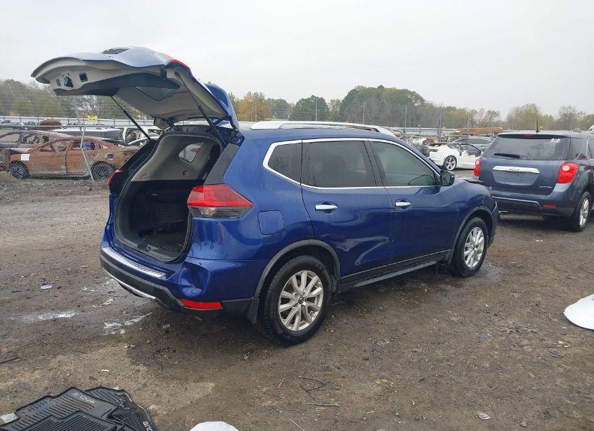 Photo 4 of 2020 Nissan Rogue S FWD (VIN JN8AT2MT4LW001072)