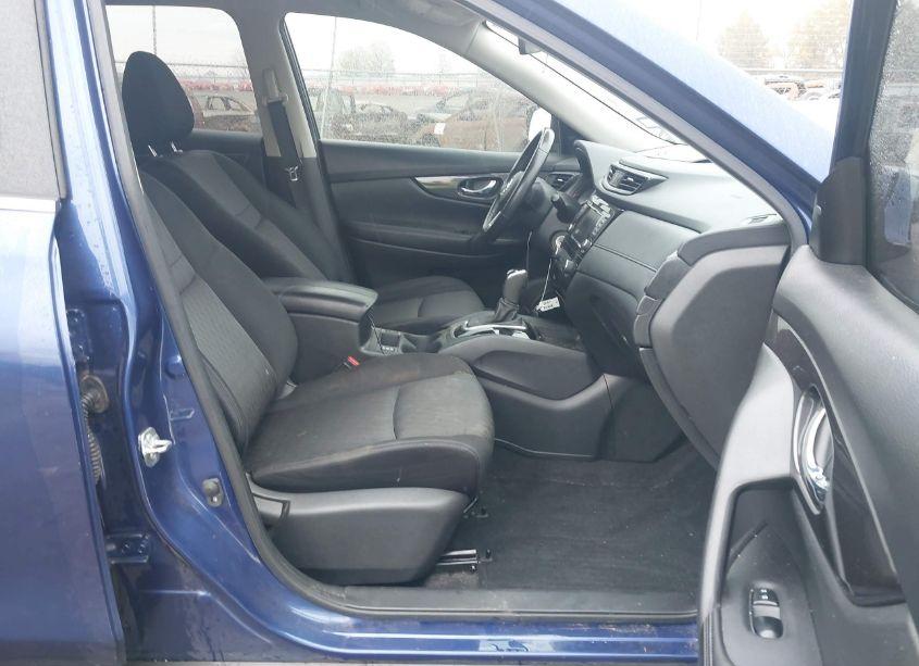 Photo 5 of 2020 Nissan Rogue S FWD (VIN JN8AT2MT4LW001072)