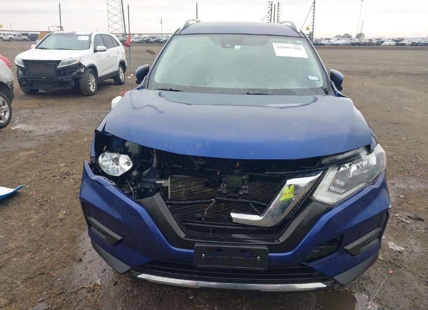 Photo 6 of 2020 Nissan Rogue S FWD (VIN JN8AT2MT4LW001072)