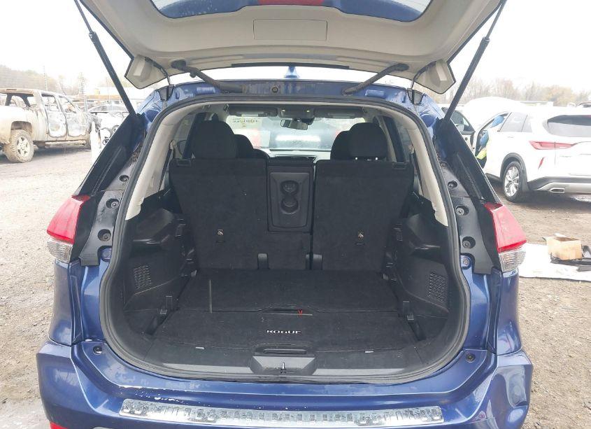 Photo 8 of 2020 Nissan Rogue S FWD (VIN JN8AT2MT4LW001072)