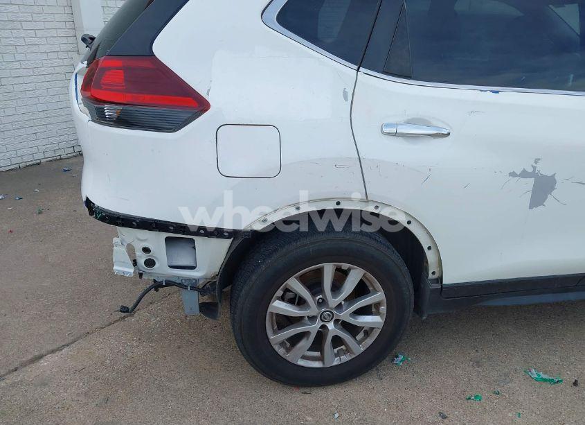 Photo 18 of 2020 Nissan Rogue SV FWD (VIN JN8AT2MT4LW011679)