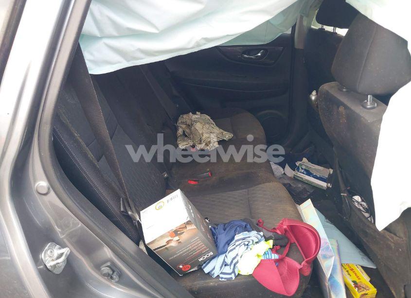 Photo 8 of 2020 Nissan Rogue S FWD (VIN JN8AT2MT4LW033147)