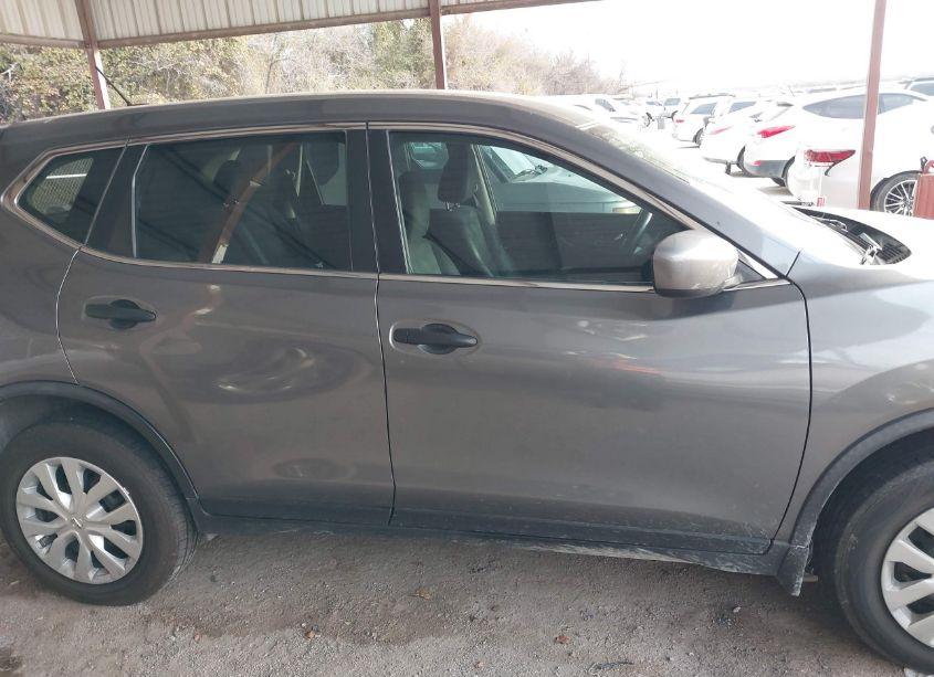 Photo 13 of 2016 Nissan Rogue S (VIN JN8AT2MT5GW000521)