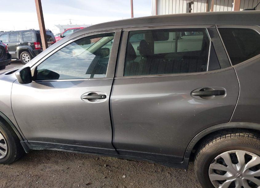 Photo 14 of 2016 Nissan Rogue S (VIN JN8AT2MT5GW000521)