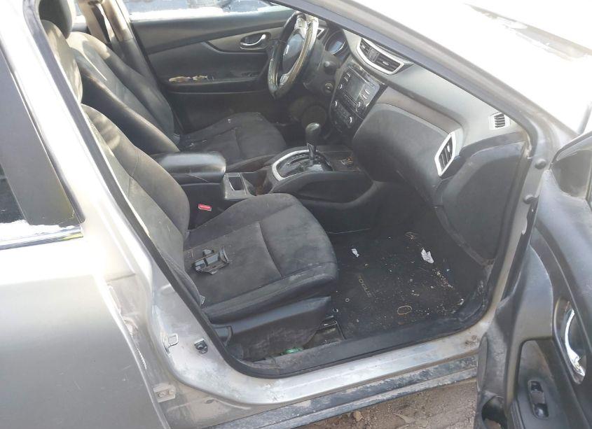 Photo 5 of 2016 Nissan Rogue S (VIN JN8AT2MT5GW018193)