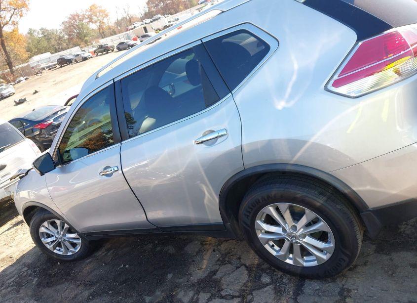 Photo 14 of 2016 Nissan Rogue SV (VIN JN8AT2MT5GW023765)