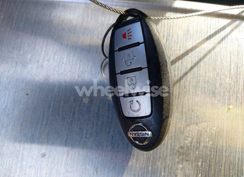 Photo 11 of 2017 Nissan Rogue SV (VIN JN8AT2MT5HW131501)