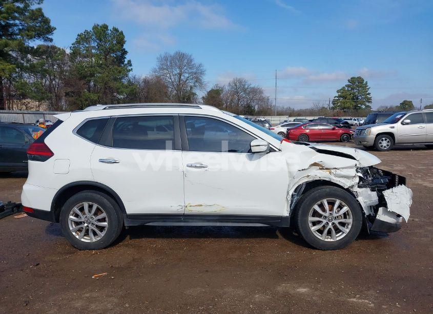 Photo 14 of 2017 Nissan Rogue SV (VIN JN8AT2MT5HW131501)