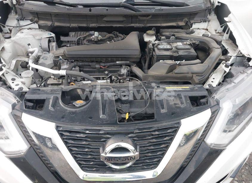 Photo 10 of 2017 Nissan Rogue SV (VIN JN8AT2MT5HW147083)