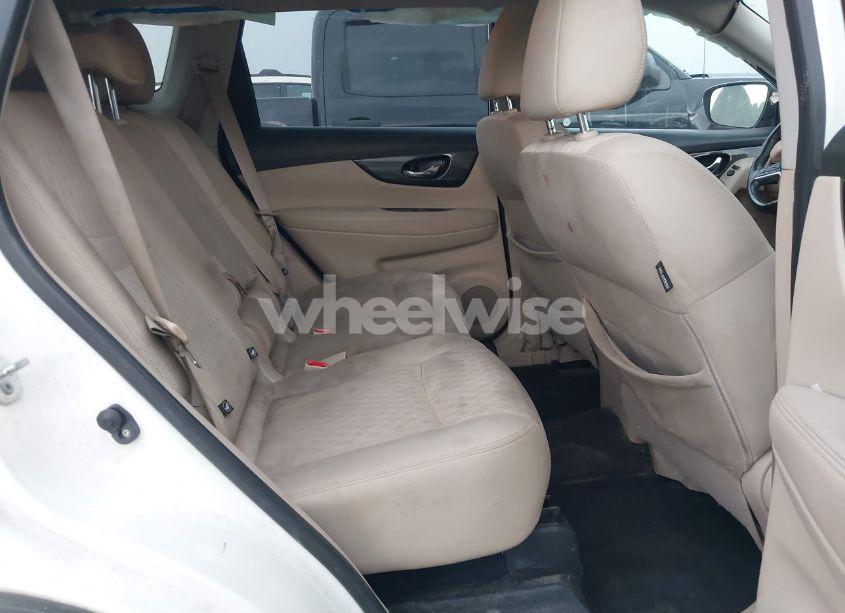 Photo 8 of 2017 Nissan Rogue SV (VIN JN8AT2MT5HW147083)