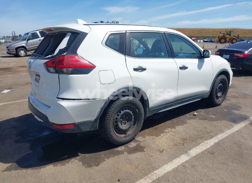 Photo 4 of 2017 Nissan Rogue S (VIN JN8AT2MT5HW148850)