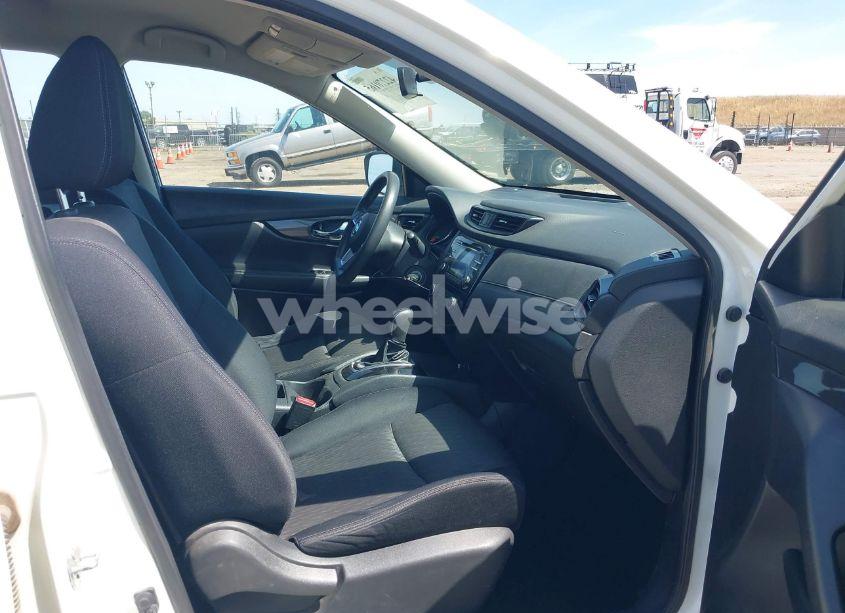 Photo 5 of 2017 Nissan Rogue S (VIN JN8AT2MT5HW148850)