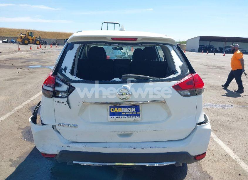 Photo 6 of 2017 Nissan Rogue S (VIN JN8AT2MT5HW148850)