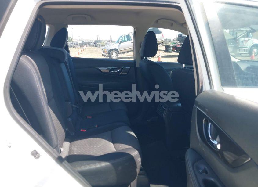 Photo 8 of 2017 Nissan Rogue S (VIN JN8AT2MT5HW148850)