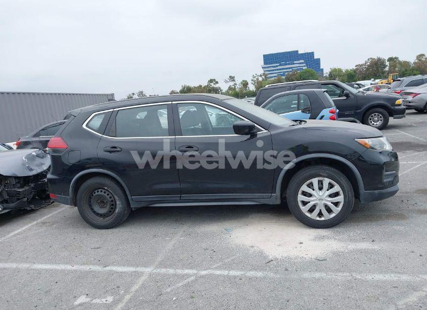 Photo 13 of 2017 Nissan Rogue S (VIN JN8AT2MT5HW387542)