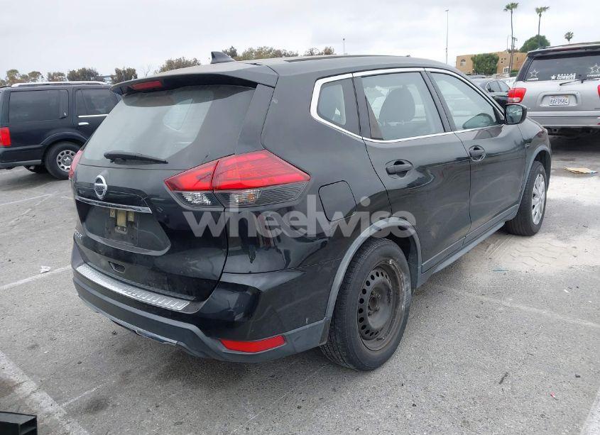 Photo 4 of 2017 Nissan Rogue S (VIN JN8AT2MT5HW387542)