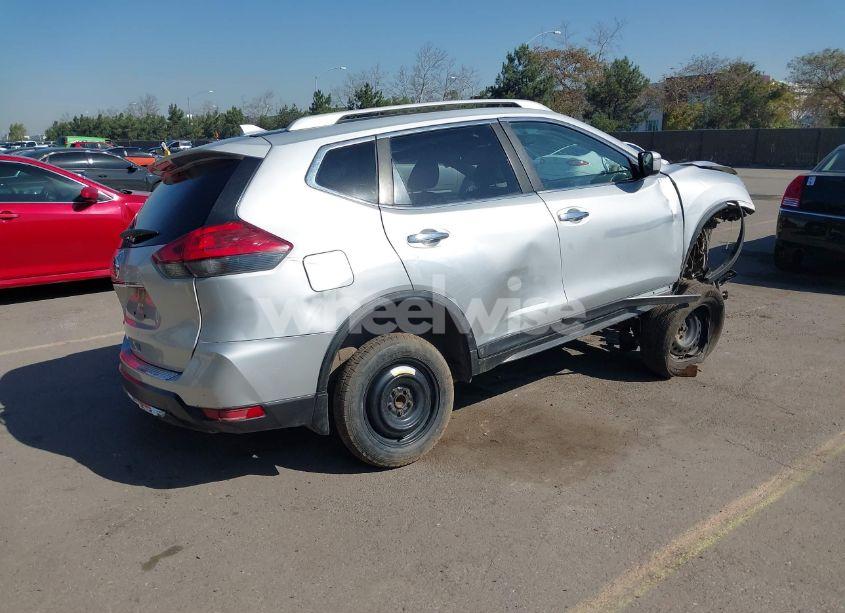 Photo 4 of 2017 Nissan Rogue S (VIN JN8AT2MT5HW389839)