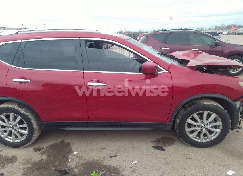 Photo 13 of 2017 Nissan Rogue SV (VIN JN8AT2MT5HW397231)