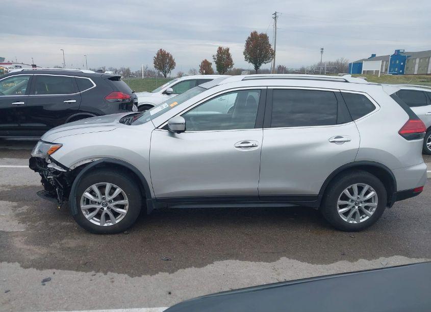 Photo 15 of 2017 Nissan Rogue SV (VIN JN8AT2MT5HW403349)