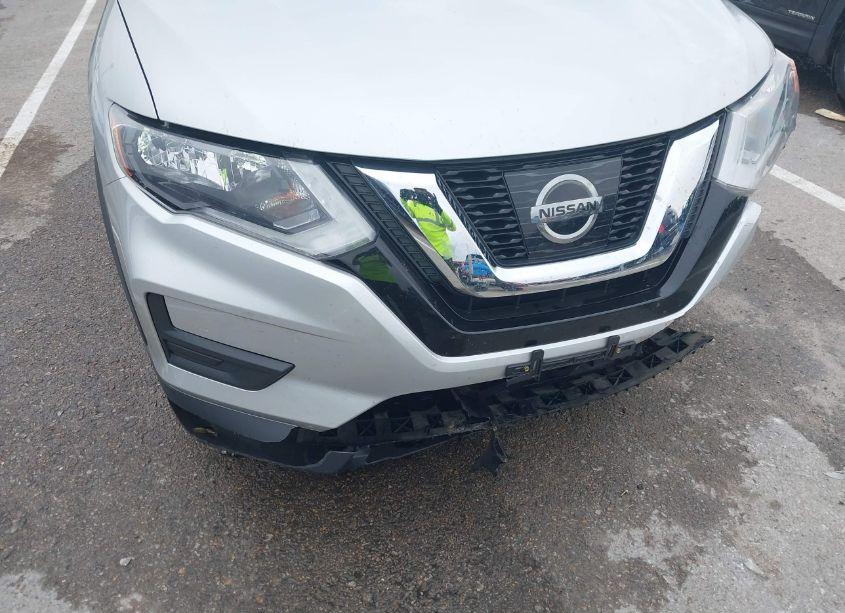 Photo 18 of 2017 Nissan Rogue SV (VIN JN8AT2MT5HW403349)