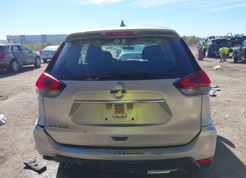 Photo 16 of 2018 Nissan Rogue S (VIN JN8AT2MT5JW463718)