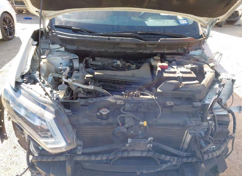 Photo 10 of 2018 Nissan Rogue SL (VIN JN8AT2MT5JW470538)