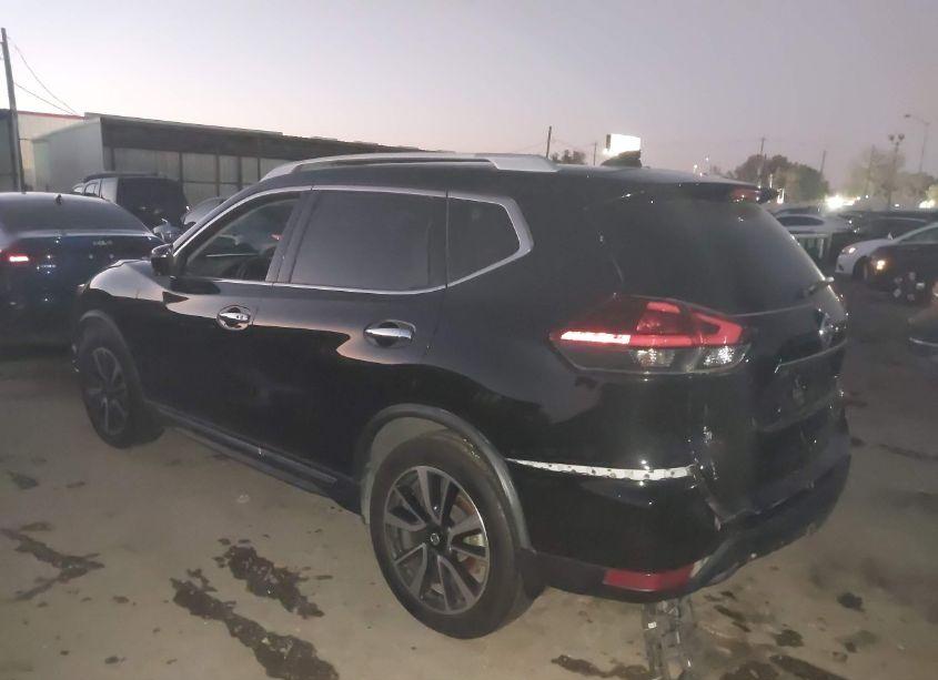 Photo 3 of 2018 Nissan Rogue SL (VIN JN8AT2MT5JW489848)