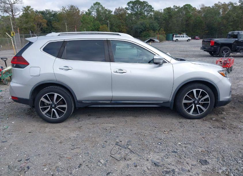 Photo 13 of 2018 Nissan Rogue SL (VIN JN8AT2MT5JW490773)