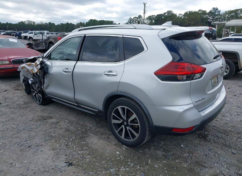 Photo 3 of 2018 Nissan Rogue SL (VIN JN8AT2MT5JW490773)
