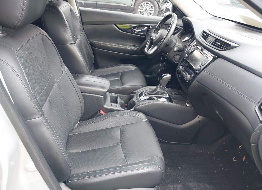 Photo 5 of 2018 Nissan Rogue SL (VIN JN8AT2MT5JW490773)