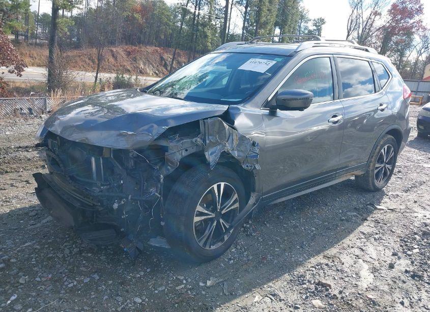 Photo 14 of 2020 Nissan Rogue SV FWD (VIN JN8AT2MT5LW005762)