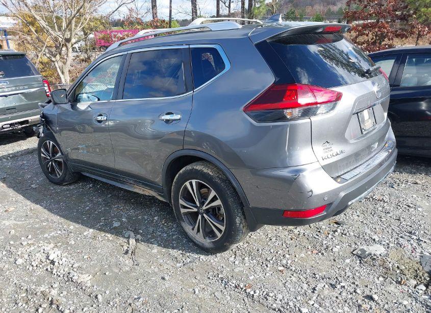 Photo 3 of 2020 Nissan Rogue SV FWD (VIN JN8AT2MT5LW005762)