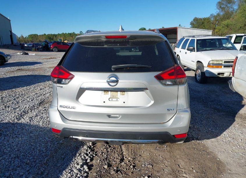 Photo 16 of 2020 Nissan Rogue SV FWD (VIN JN8AT2MT5LW009052)