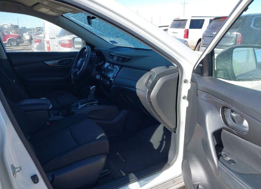 Photo 5 of 2020 Nissan Rogue S FWD (VIN JN8AT2MT5LW013831)