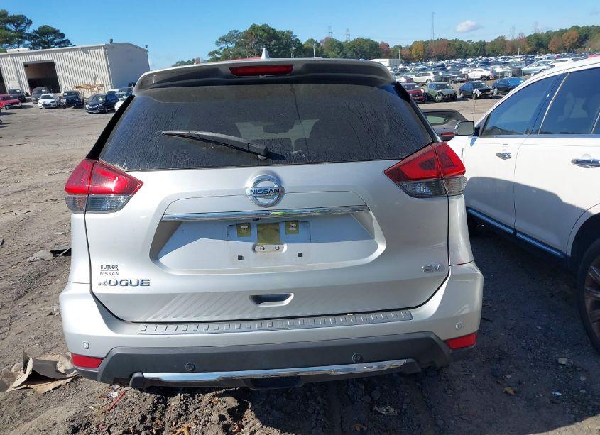 Photo 16 of 2020 Nissan Rogue SV FWD (VIN JN8AT2MT5LW014509)
