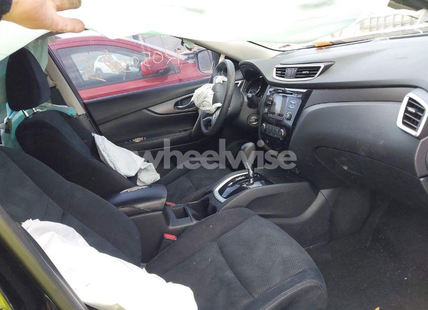 Photo 5 of 2016 Nissan Rogue S (VIN JN8AT2MT6GW015223)