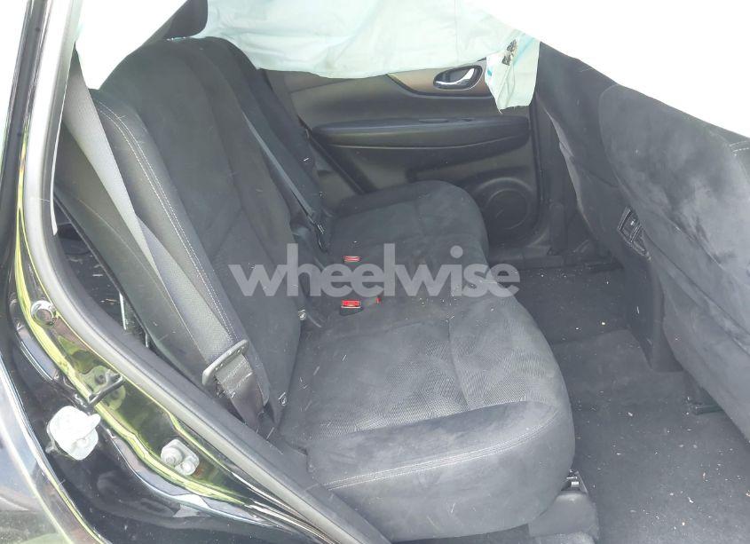 Photo 8 of 2016 Nissan Rogue S (VIN JN8AT2MT6GW015223)