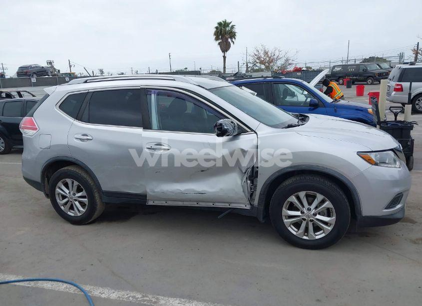Photo 13 of 2016 Nissan Rogue SV (VIN JN8AT2MT6GW020941)
