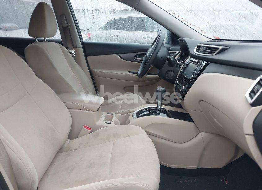 Photo 5 of 2016 Nissan Rogue SV (VIN JN8AT2MT6GW024245)