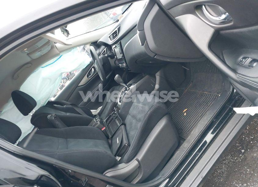 Photo 5 of 2016 Nissan Rogue SV (VIN JN8AT2MT6GW026349)