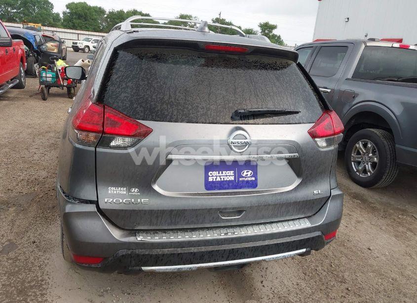 Photo 16 of 2017 Nissan Rogue SL (VIN JN8AT2MT6HW141146)