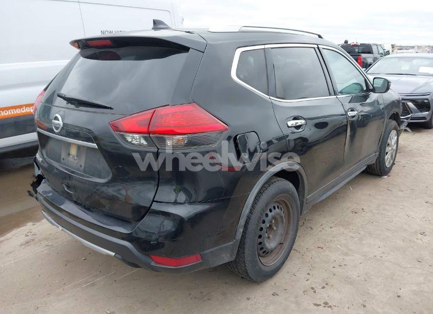 Photo 4 of 2017 Nissan Rogue S (VIN JN8AT2MT6HW150719)