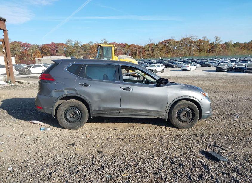 Photo 14 of 2017 Nissan Rogue S (VIN JN8AT2MT6HW386867)