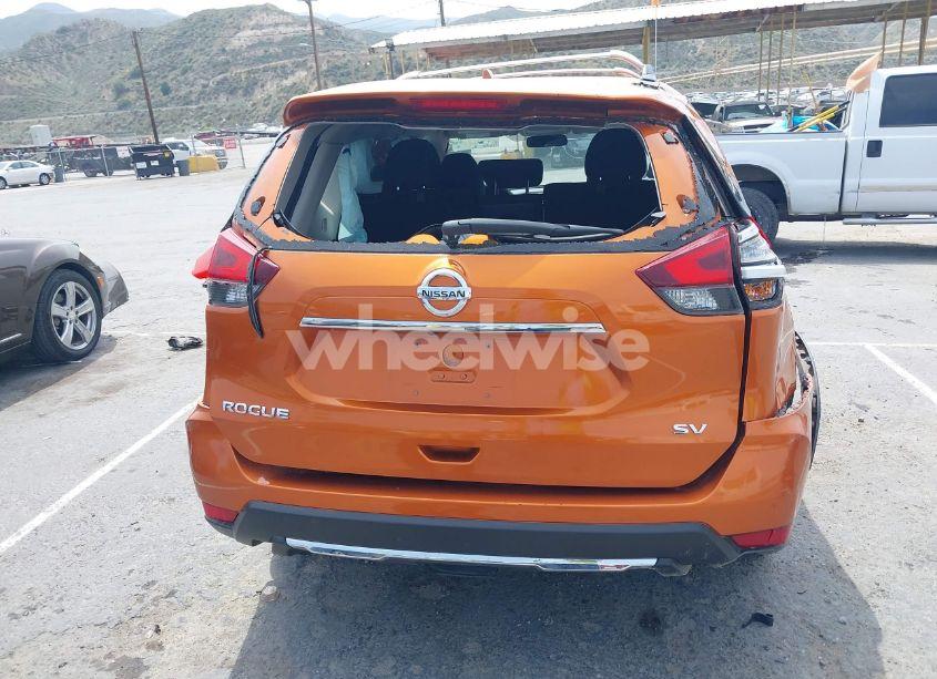 Photo 16 of 2017 Nissan Rogue SV (VIN JN8AT2MT6HW389252)