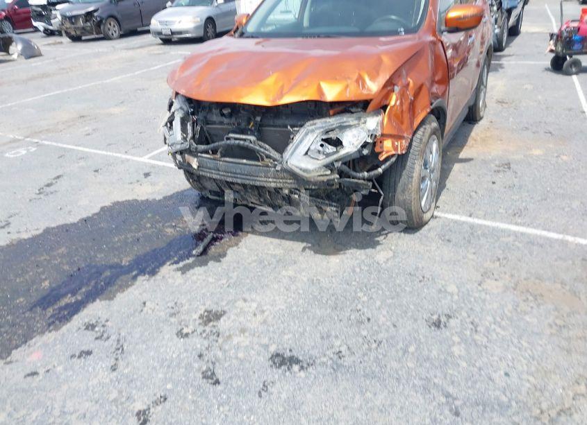 Photo 6 of 2017 Nissan Rogue SV (VIN JN8AT2MT6HW389252)