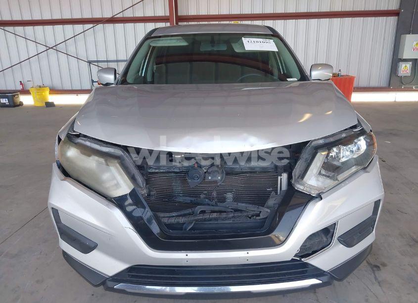 Photo 13 of 2017 Nissan Rogue S (VIN JN8AT2MT6HW390675)