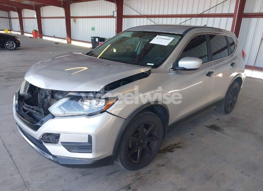 Photo 2 of 2017 Nissan Rogue S (VIN JN8AT2MT6HW390675)