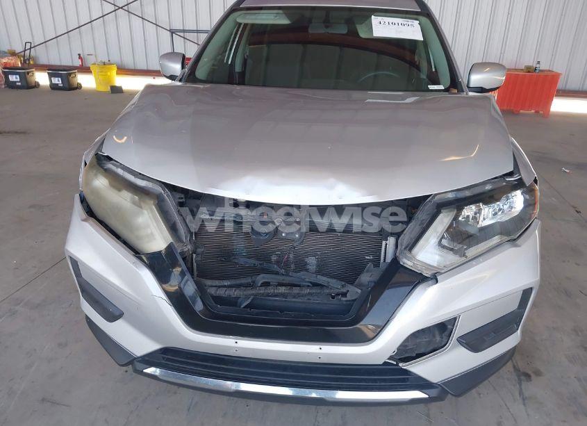 Photo 6 of 2017 Nissan Rogue S (VIN JN8AT2MT6HW390675)